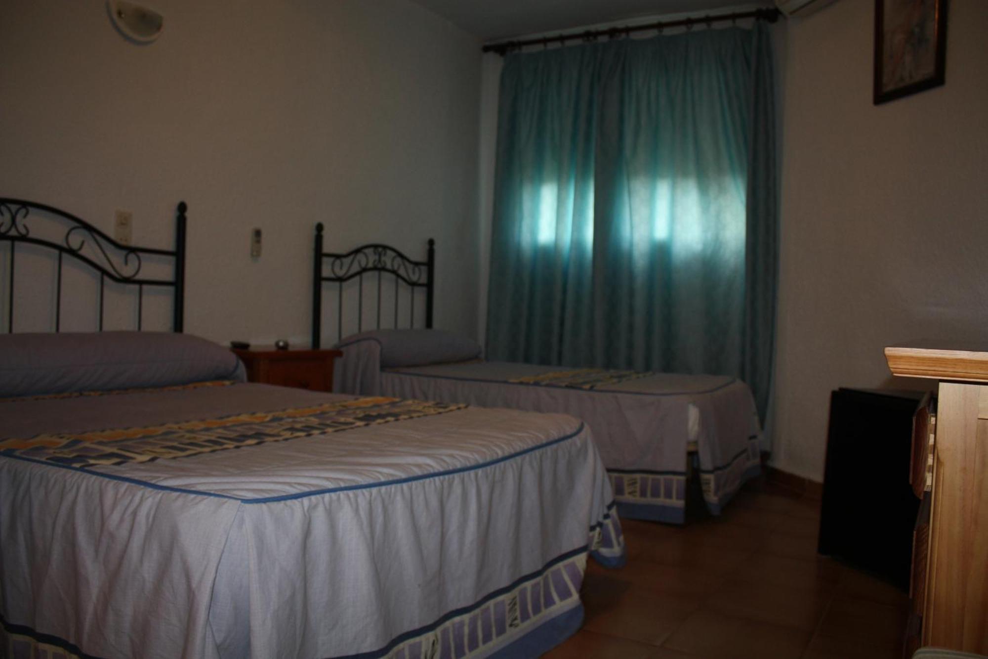 Hostal Tamarindos Matalascañas Eksteriør bilde